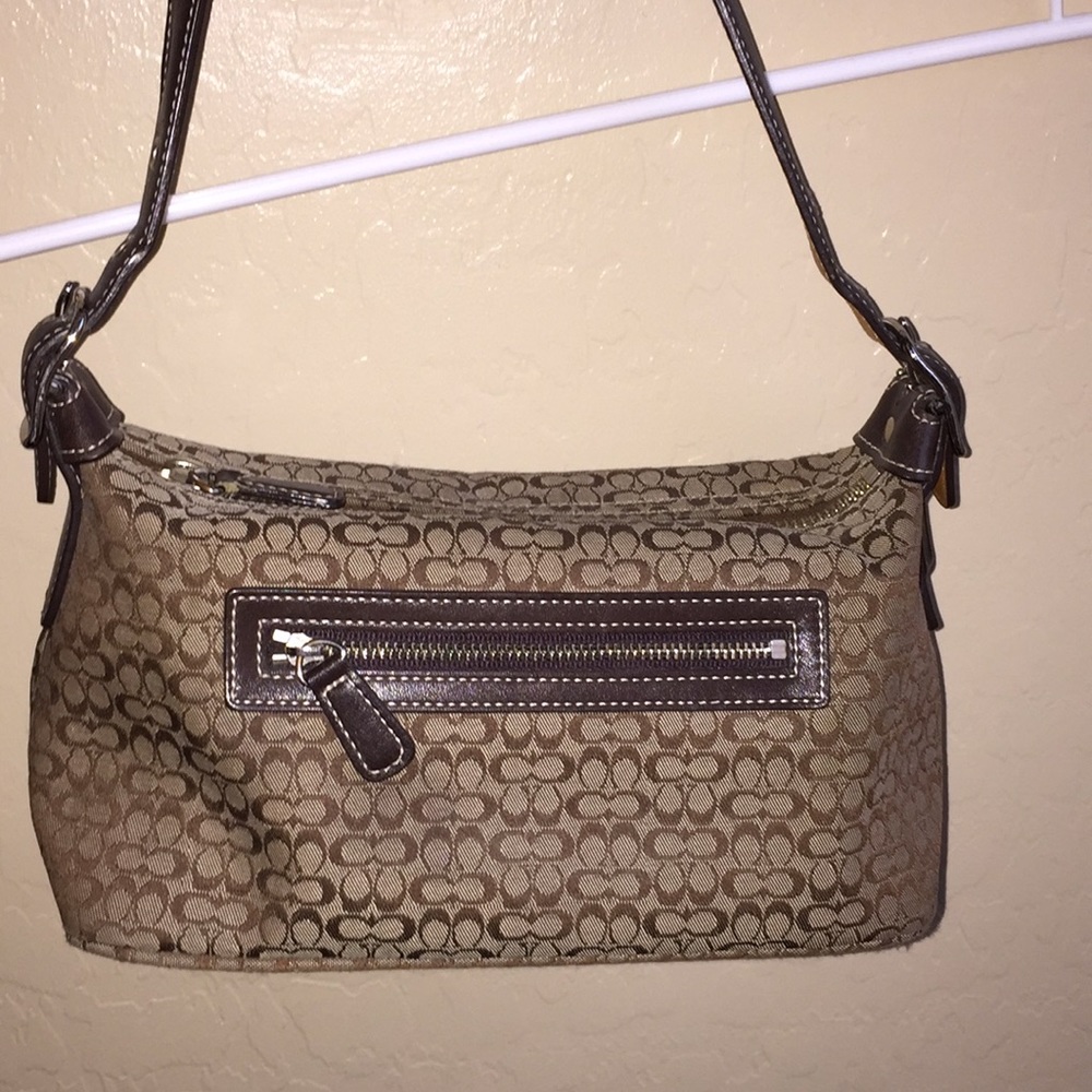 Coach Purse, In Good Condition Never Used It.